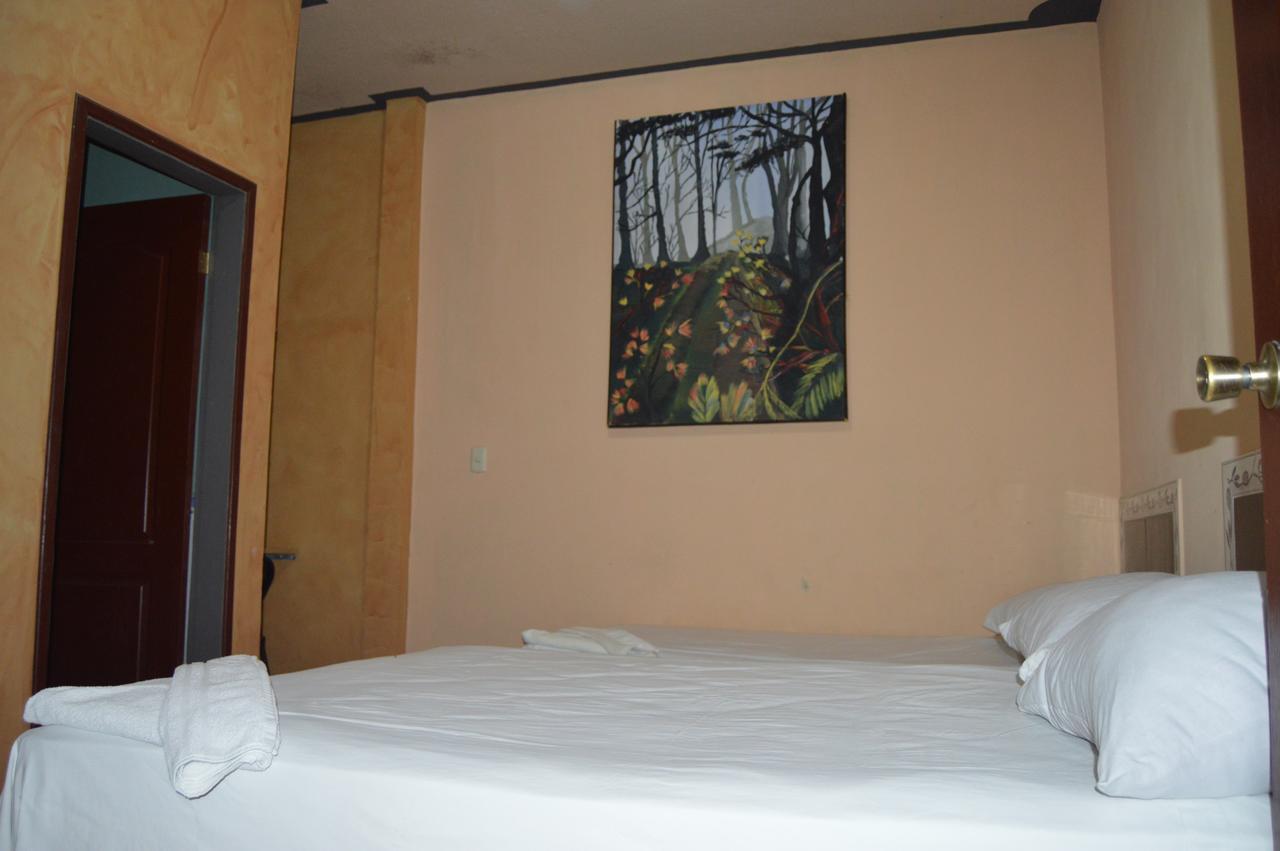 Hotel Escalon Santa Rosa de Copán Buitenkant foto